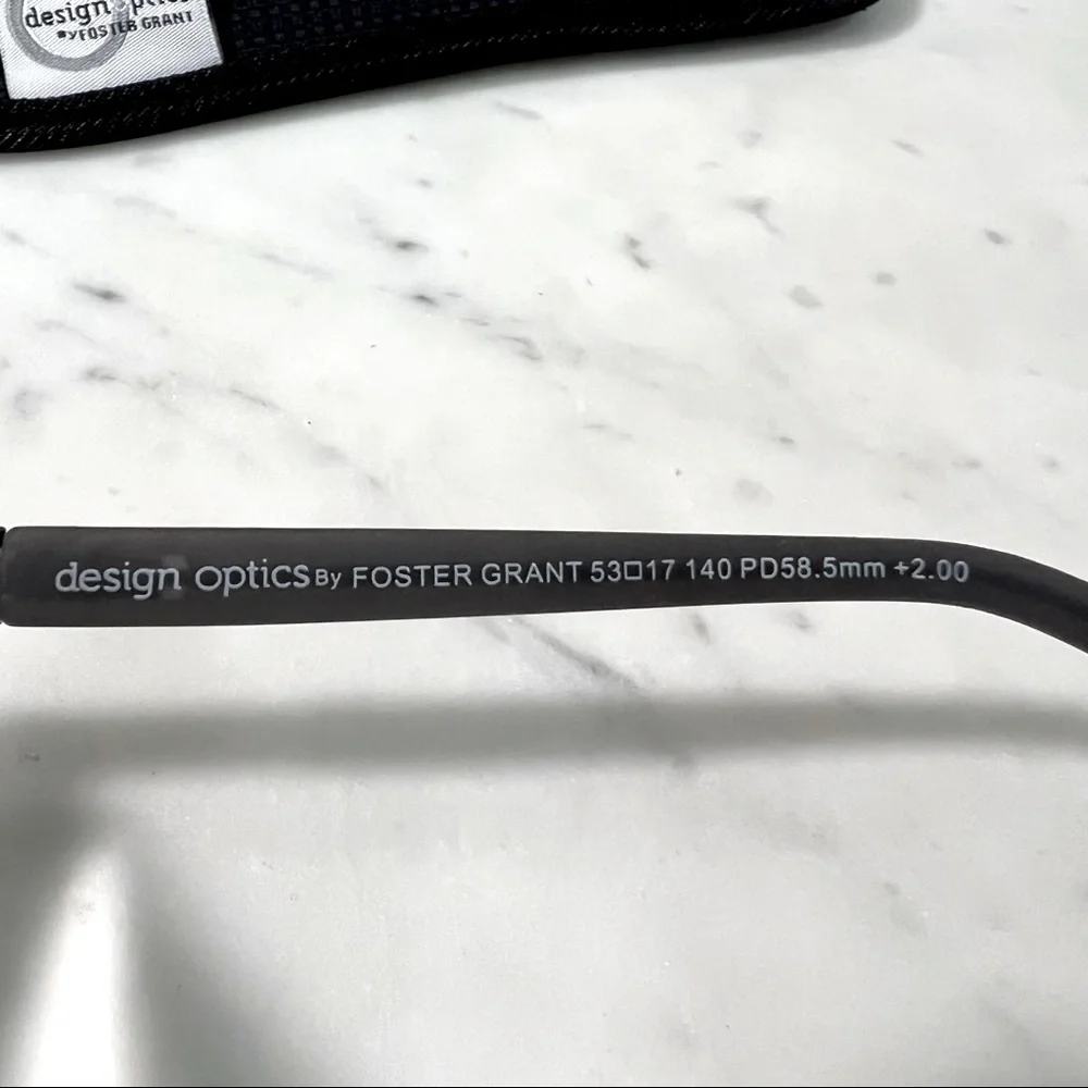 DESIGN OPTICS by Foster Grant Gray Sz +2.00